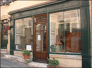 Devanture de boutique à Ferrette ferrette