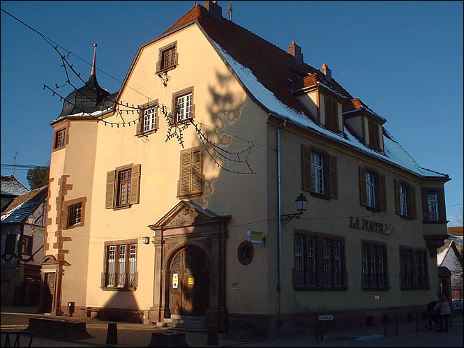 La poste de Bouxwiller La poste de Bouxwiller