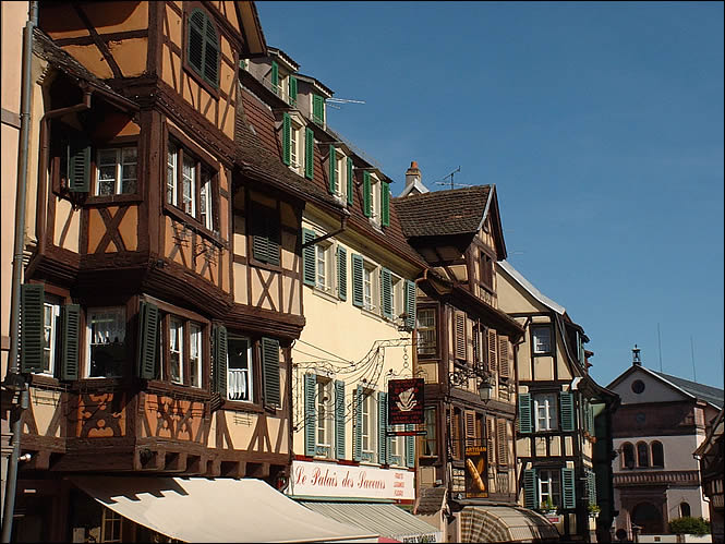 Place Jeanne d'Arc à Colmar Place Jeanne d'Arc à Colmar