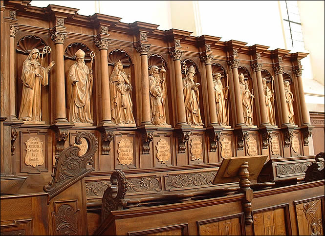 Stalles de l'abbatiale d'Ebersmunster Stalles de l'abbatiale d'Ebersmunster