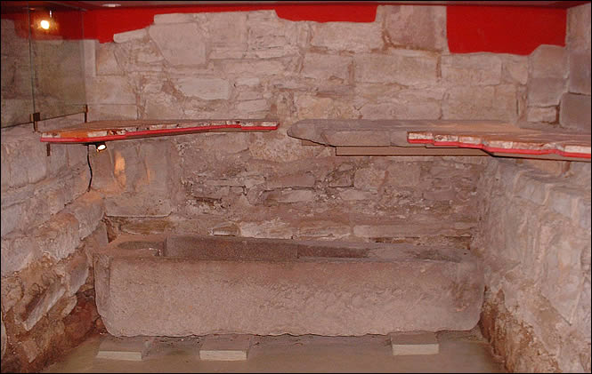 Crypte de l'abbaye de Marmoutier Crypte de l'abbaye de Marmoutier