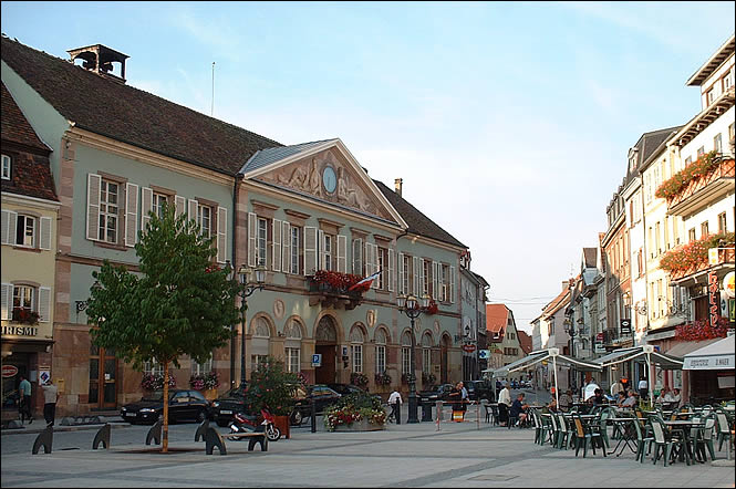 La place del'hôtel de Ville de Molsheim