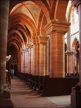 L'intérieur de l'église Saint Pierre et Paul de Neuwiller Lès Saverne