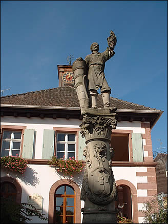 Fontaine du vigneron à Ribeauvillé