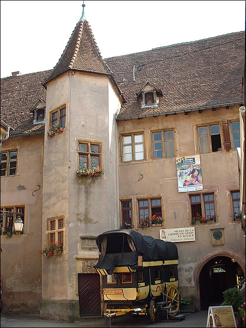 Le château des Wurtemberg à Riquewihr Le château des Wurtemberg à Riquewihr
